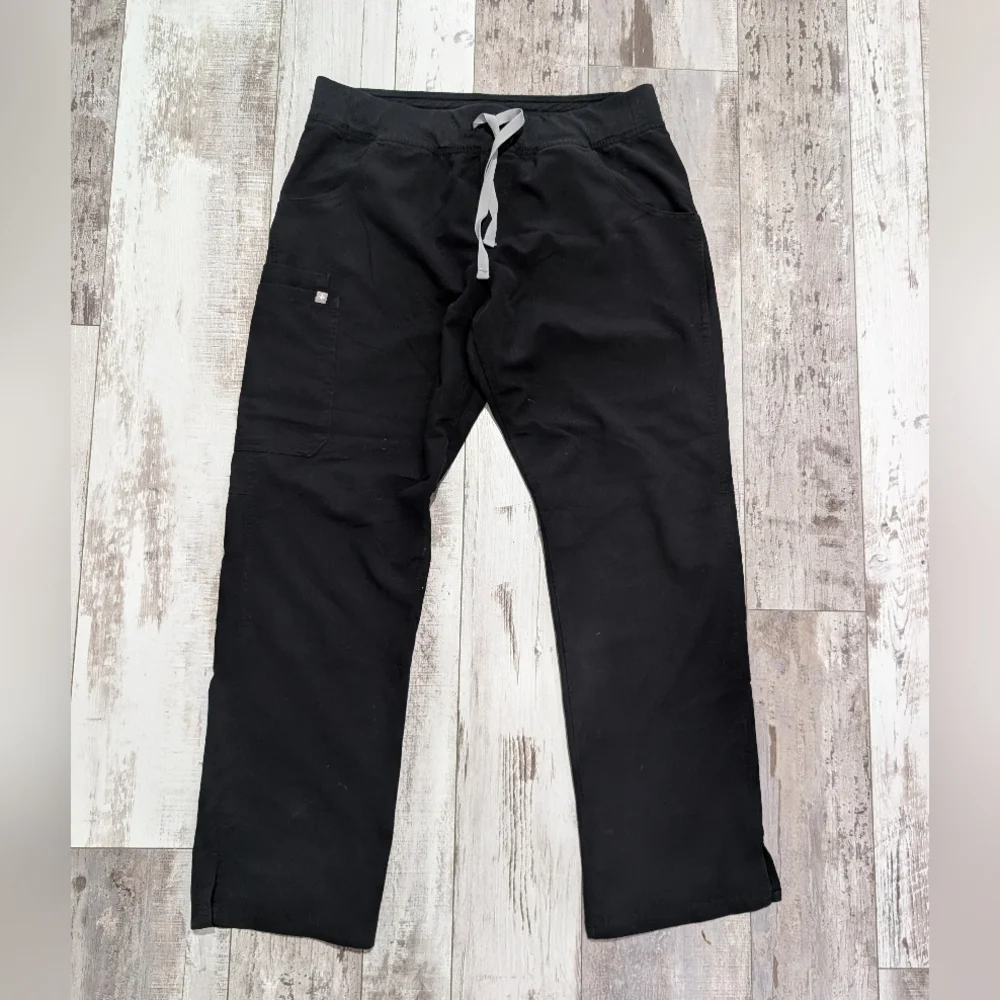 Figs Pants Womens LP Black Kade Cargo Technical Scrub Nursing T21004T‎ - Picture 2 of 7